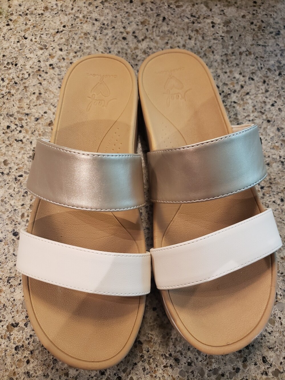 REEF Banded Horizon High Slide Sandal - Muted Gold/White - Size 10
